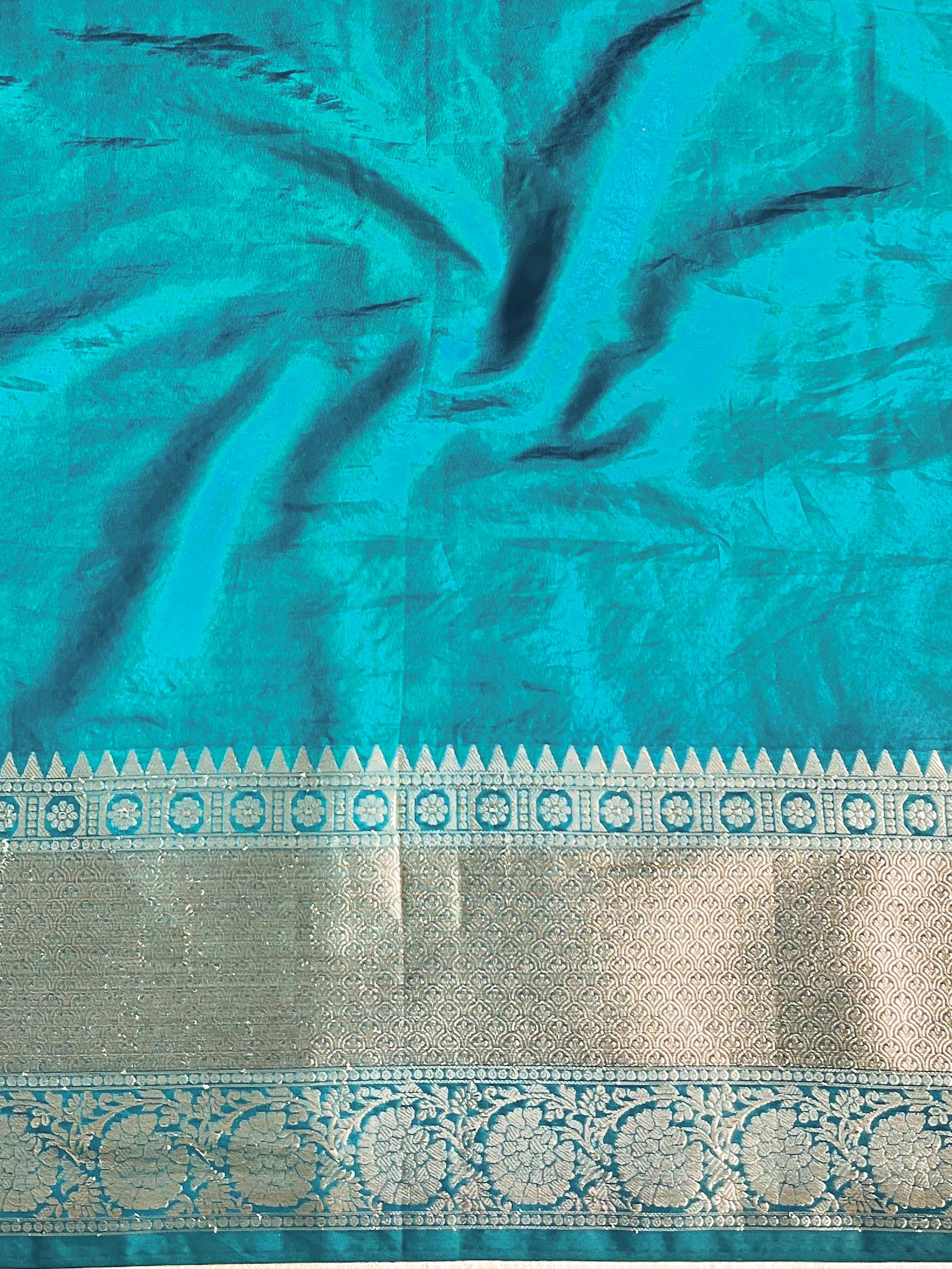 Banarasee Chiniya Katan Zari Buta & Contrast Border Saree-Red & Teal Blue