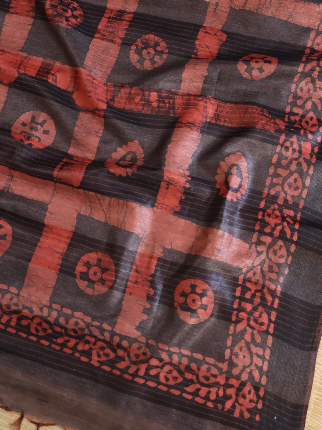 Bhagalpur Handloom Pure Linen Cotton Shibori Saree-Black