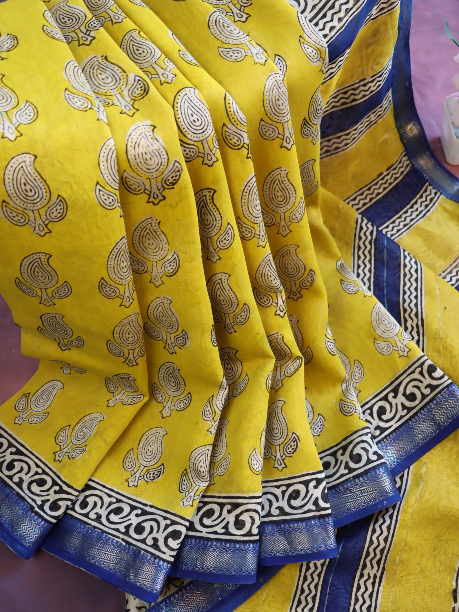 Handloom Maheshwari Silk Bagru Block Printed Saree-Yellow & Blue