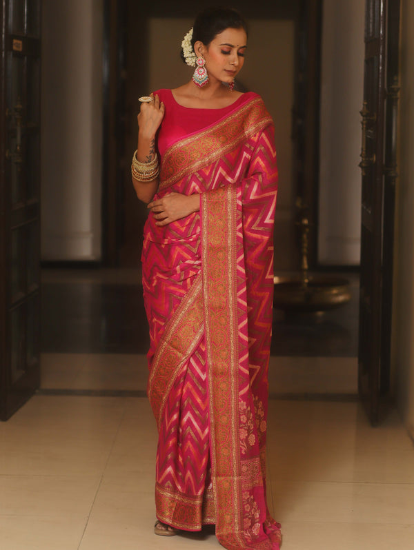 Banarasee Pure Chiffon Saree Zig-Zag Zari Design-Pink