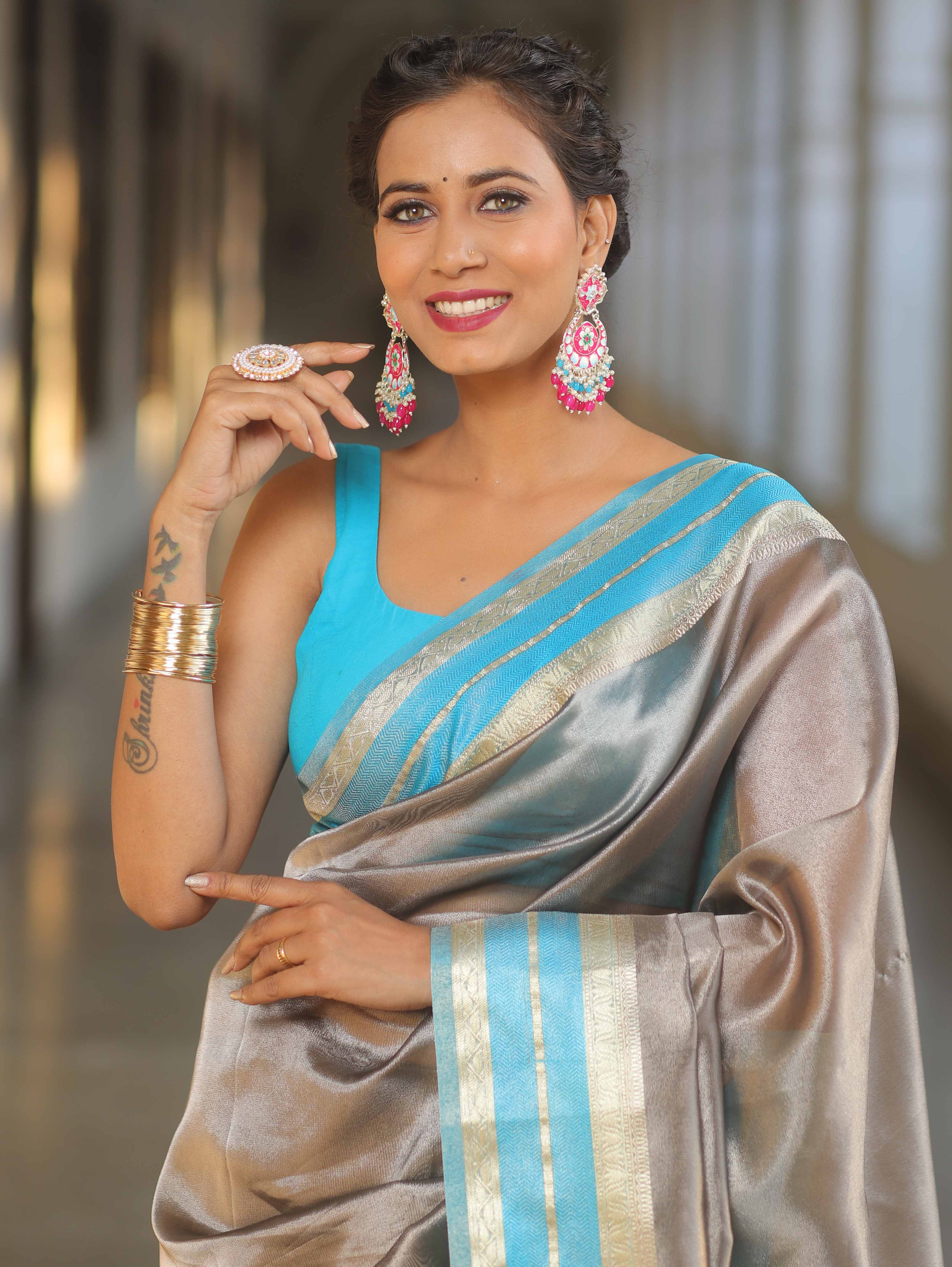 Banarasee Handwoven Plain Tissue Saree With Contrast Border-Grey & Blue