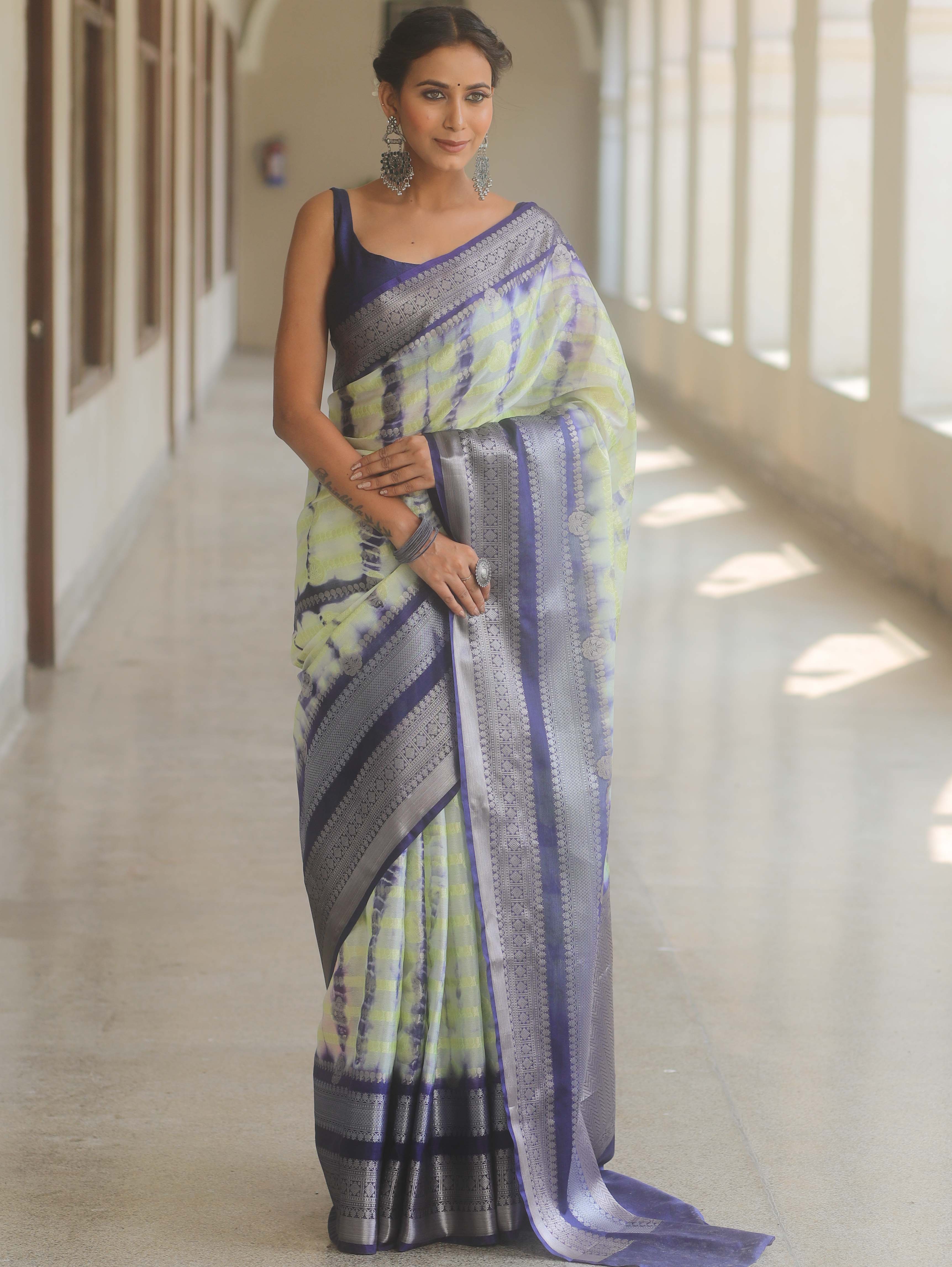 Banarasee Handwoven Semi Silk Saree With Zari Border Shibori Design-White & Blue