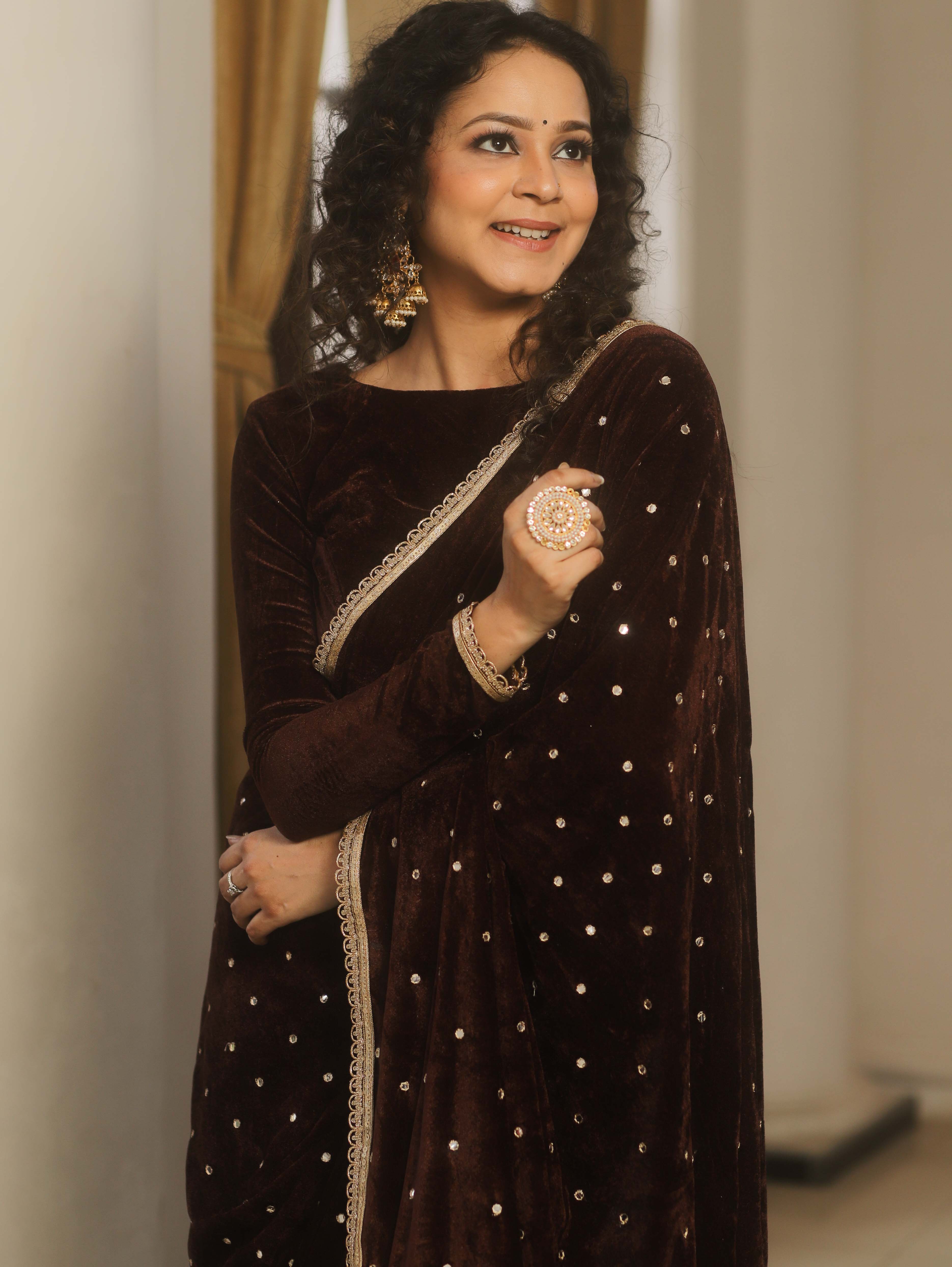 Banarasee Mirror Embroidered Velvet & Tissue Saree-Brown