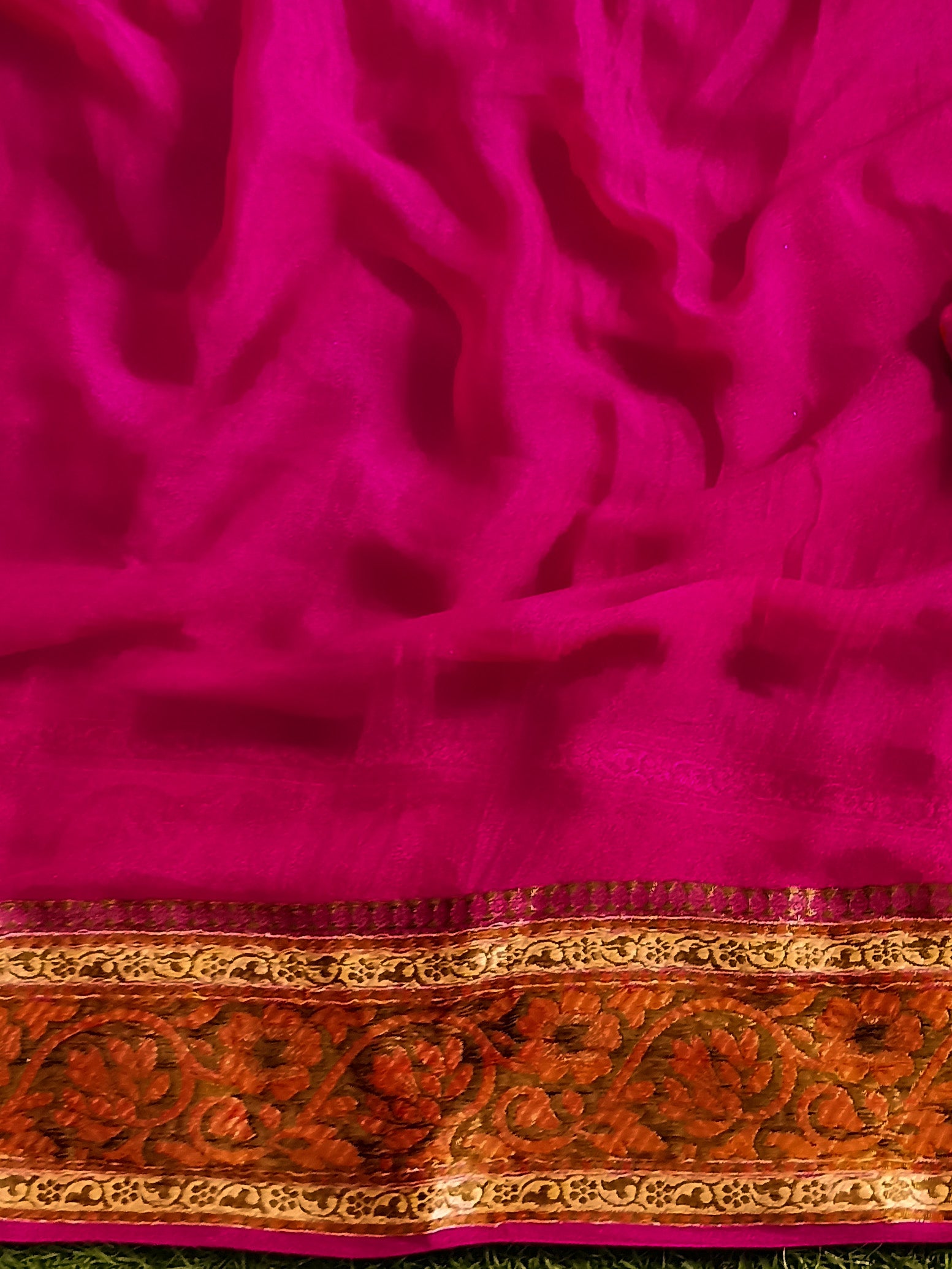 Banarasee Pure Chiffon Saree Zig-Zag Zari Design-Pink