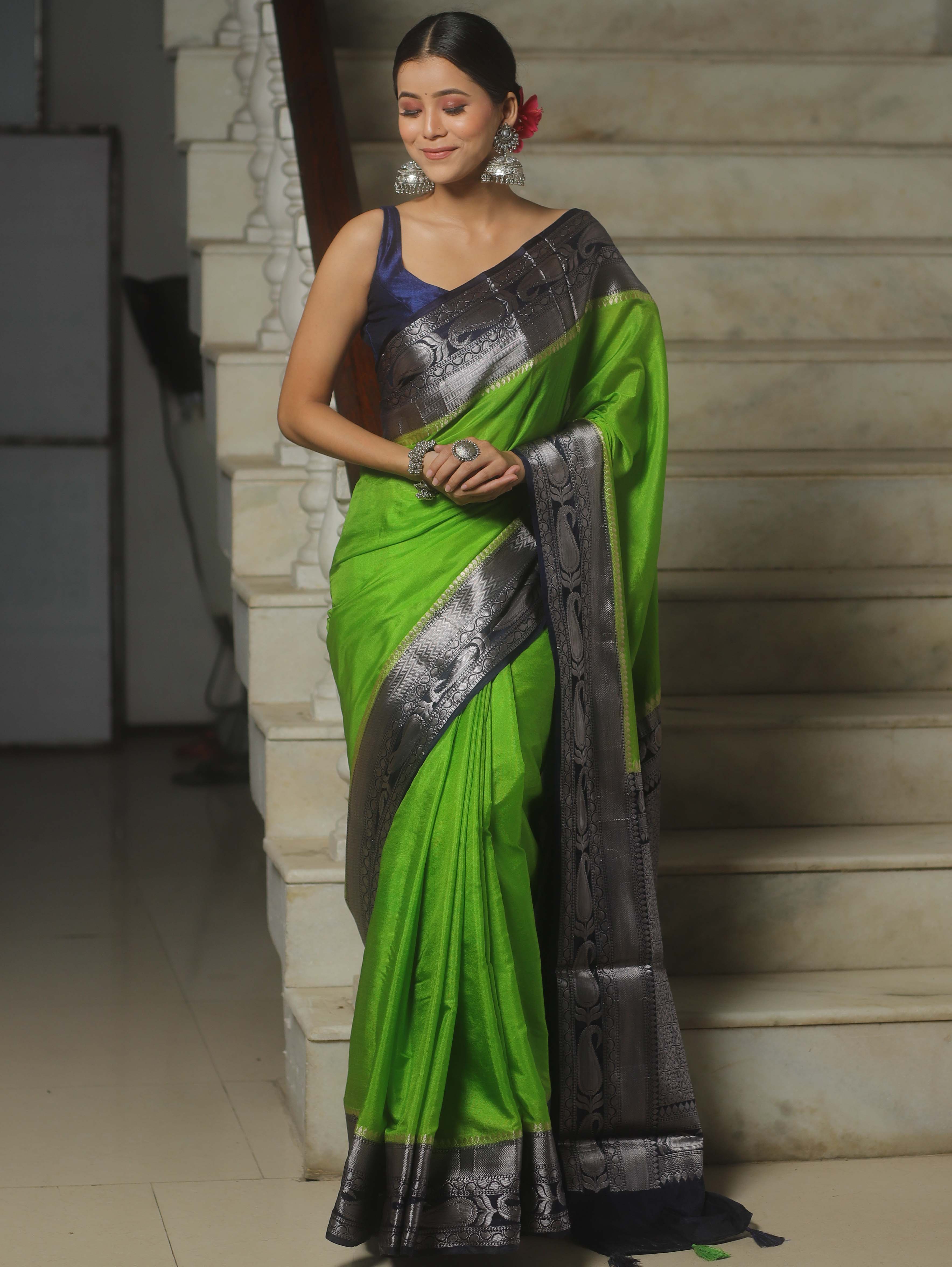 Banarasee Handwoven Plain Semi Silk Saree With Contrast Zari Border-Light Green & Blue