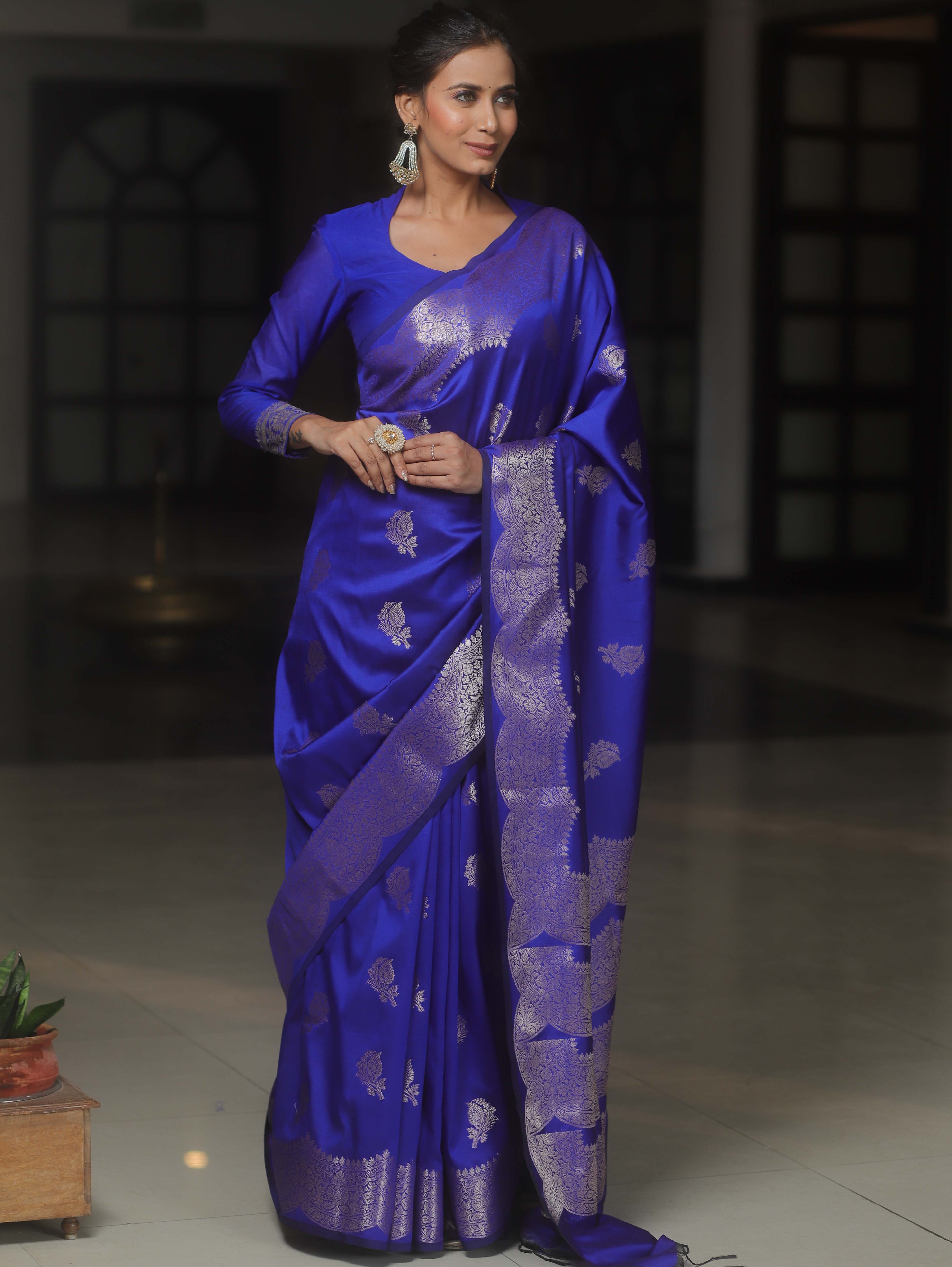 Banarasee Handwoven Semi Silk Saree With Zari Buti Design-Royal Blue