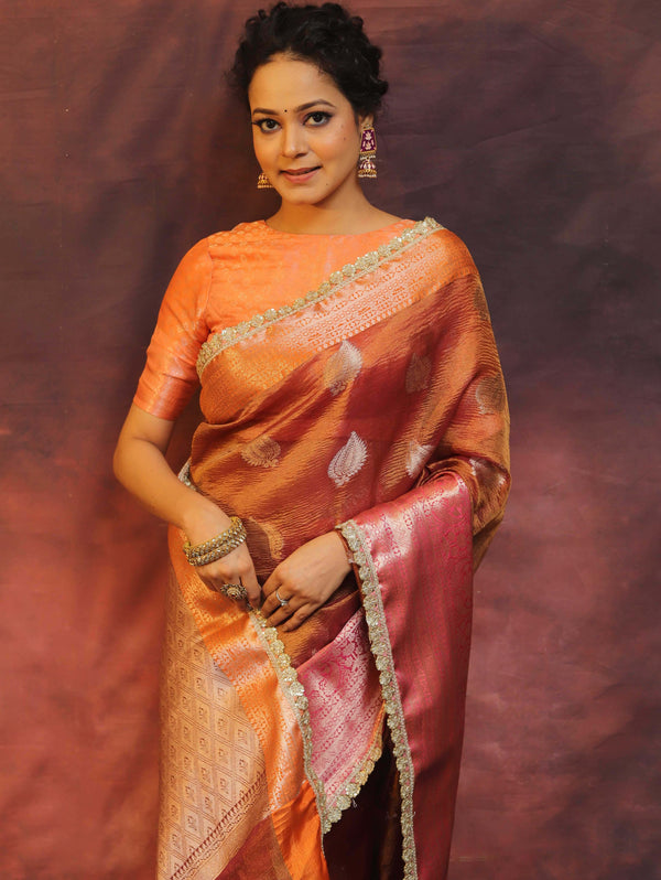 Banarasee Handwoven Crushed Tissue Saree With Contrast Border & Lace-Rust