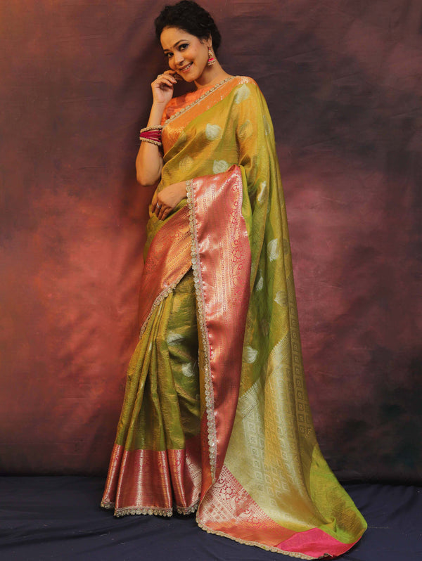 Banarasee Handwoven Crushed Tissue Saree With Contrast Border & Lace-Light Green