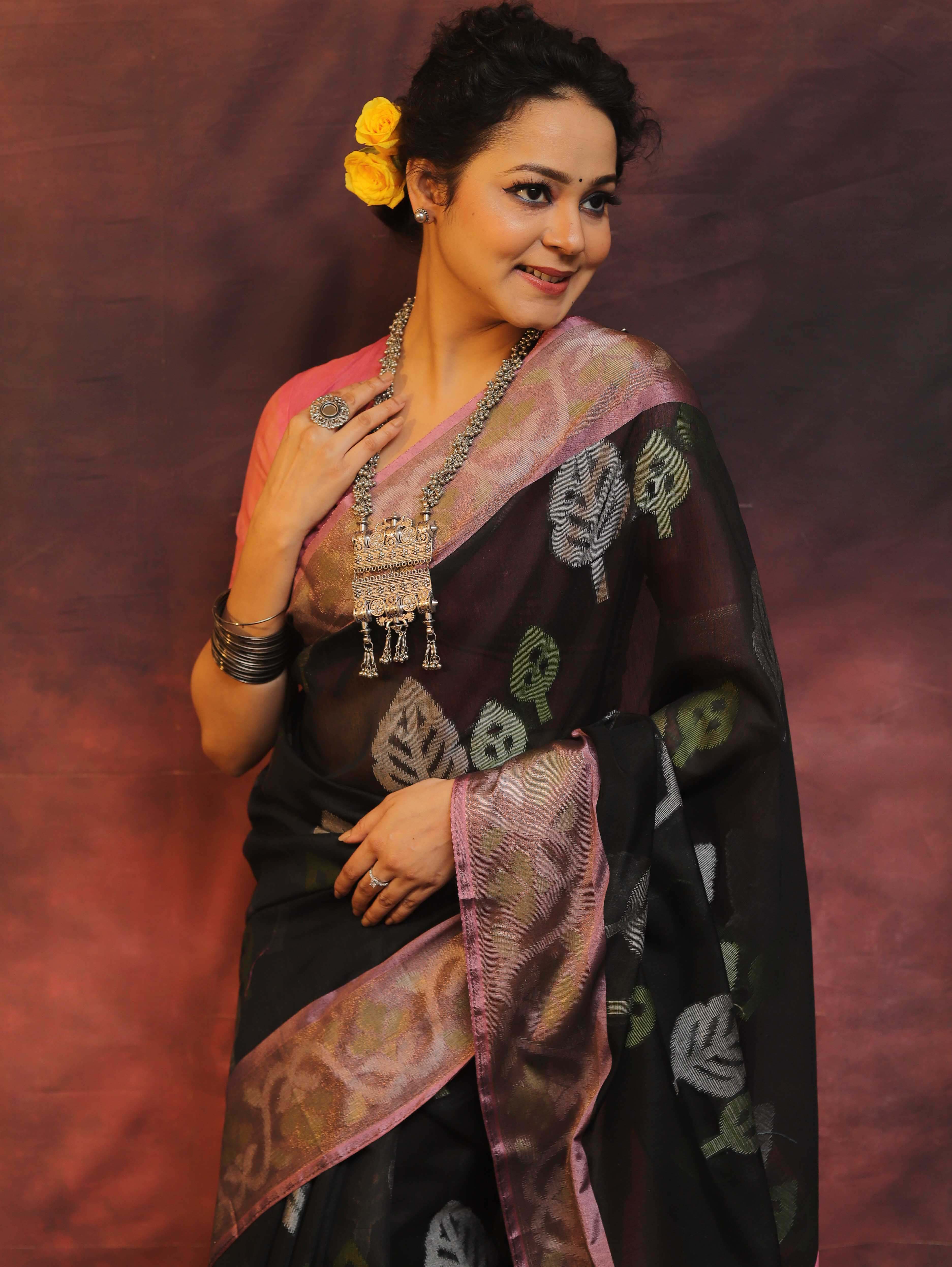 Banarasee Cotton Silk Saree Zari Buta Design & Contrast Border-Black