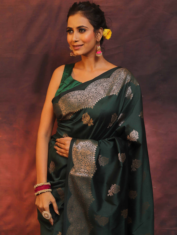 Banarasee Handwoven Semi Silk Saree With Zari Buti Design-Green