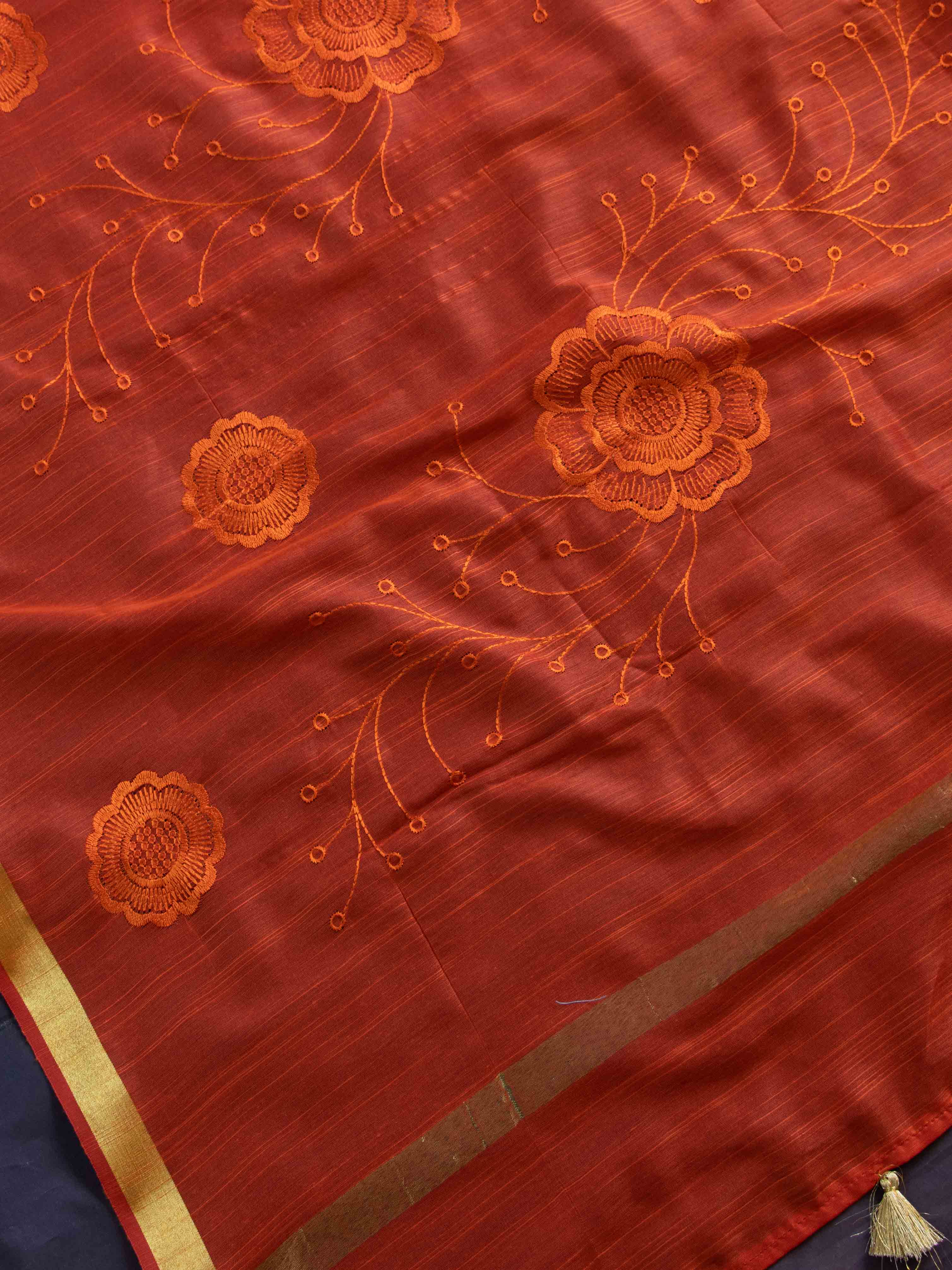 Banarasee Cotton Silk Embroidered Floral Design Dupatta-Red