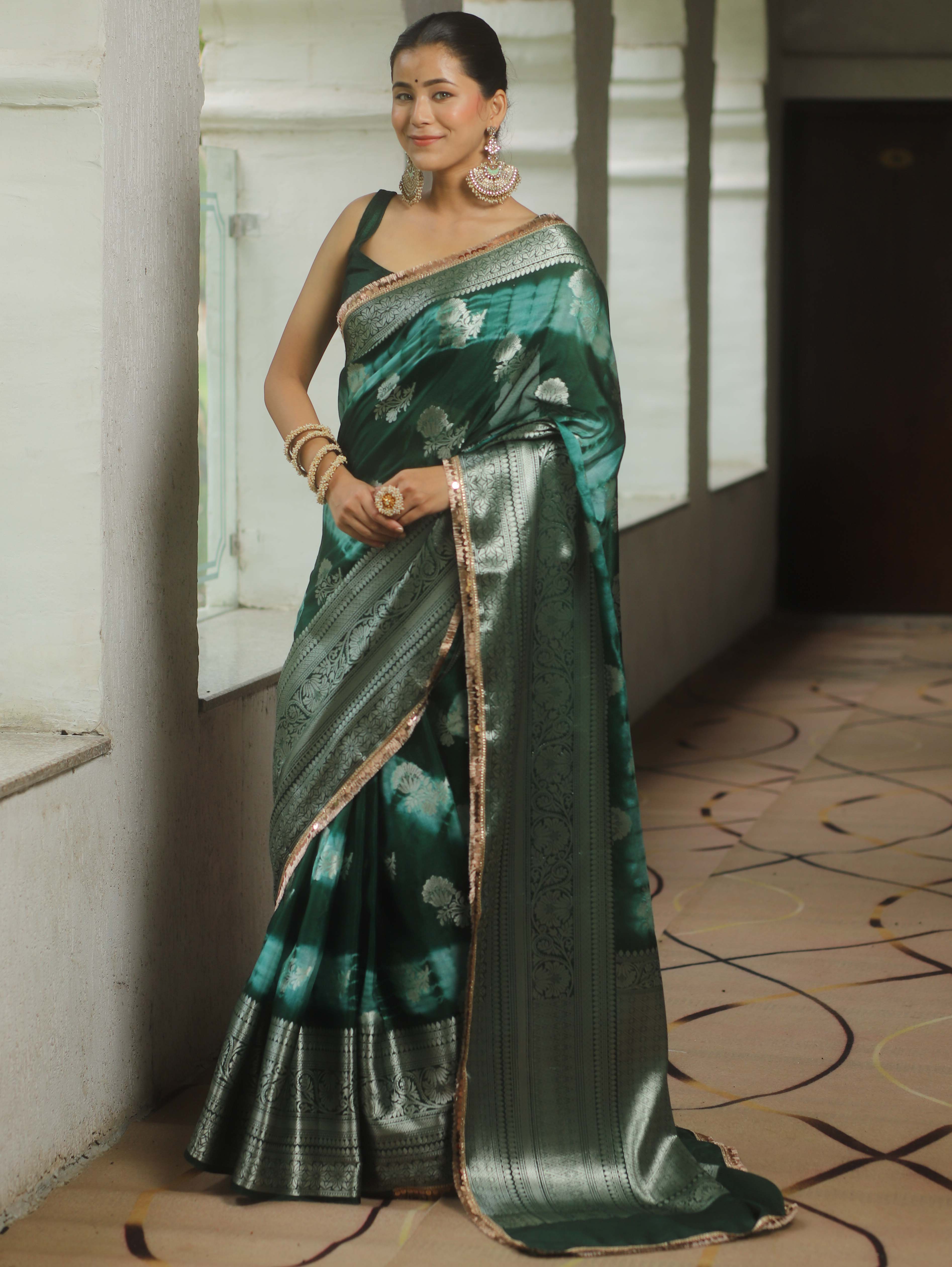 Banarasee Handwoven Semi Silk Saree Shibori Design With Lace-Green & White