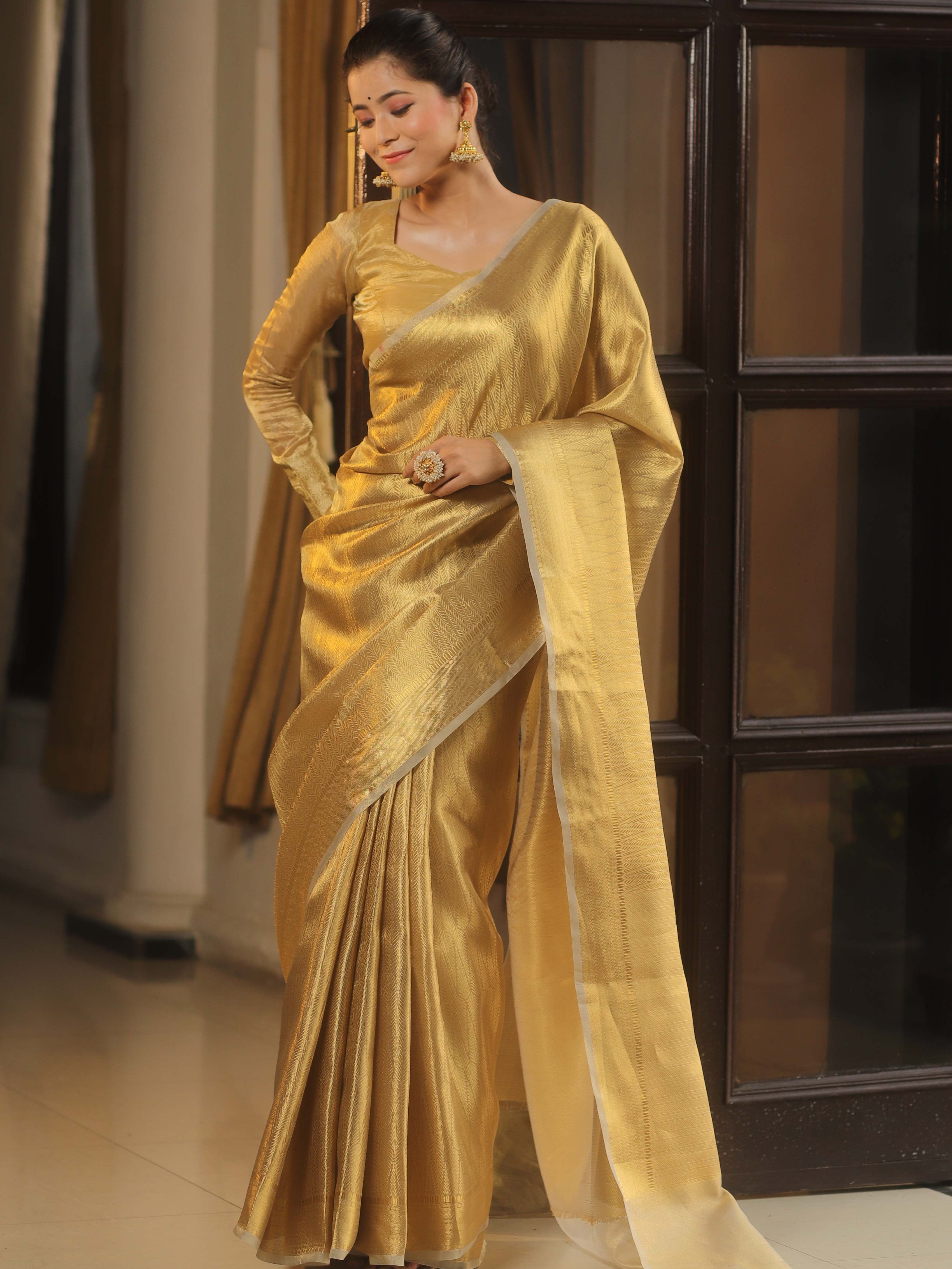 Banarasee Handwoven Gold Zari Tissue Saree-Gold