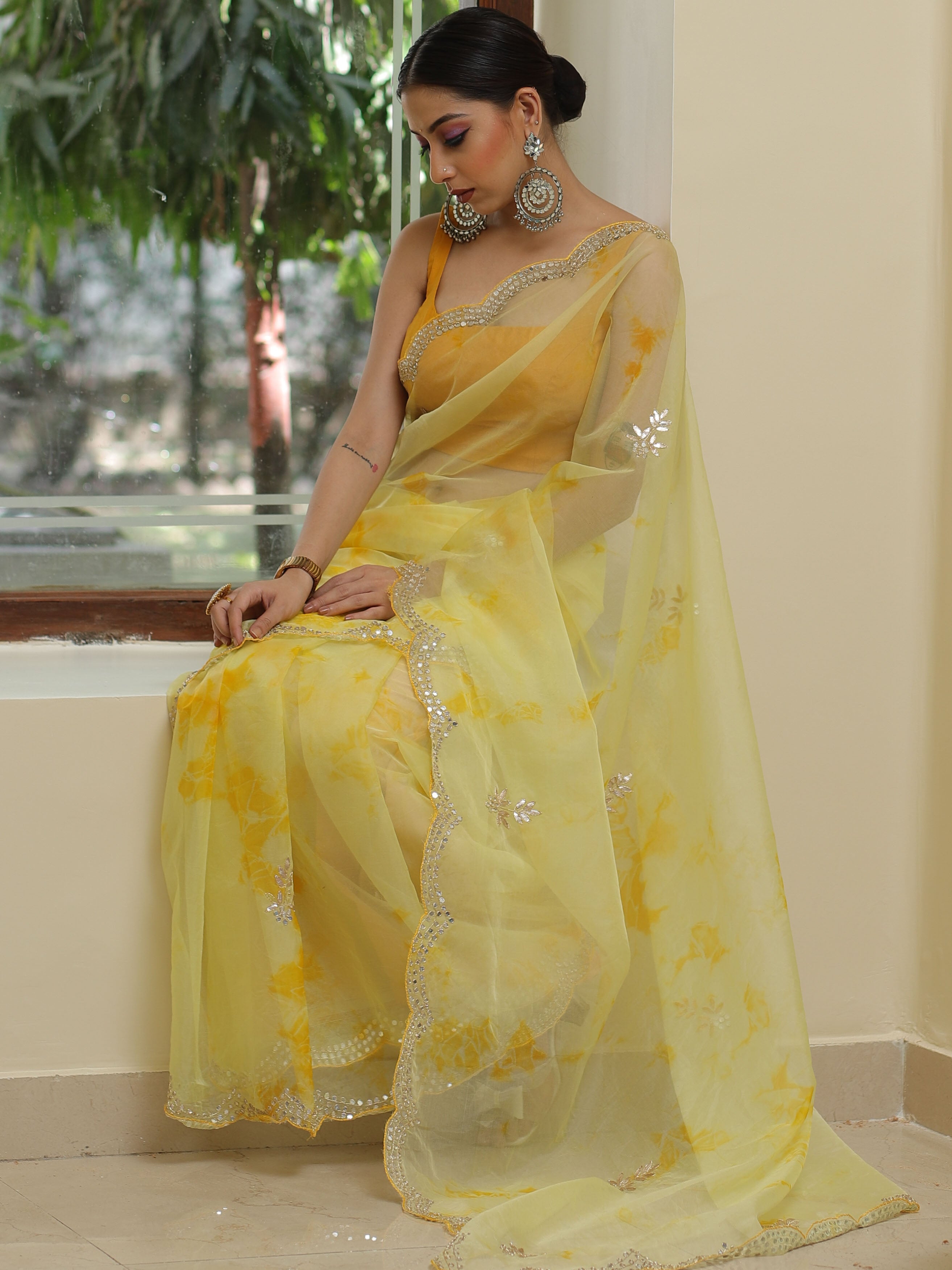 Banarasee Organza Silk Shibori Dyed Hand-work Scallop Border Saree-Yellow