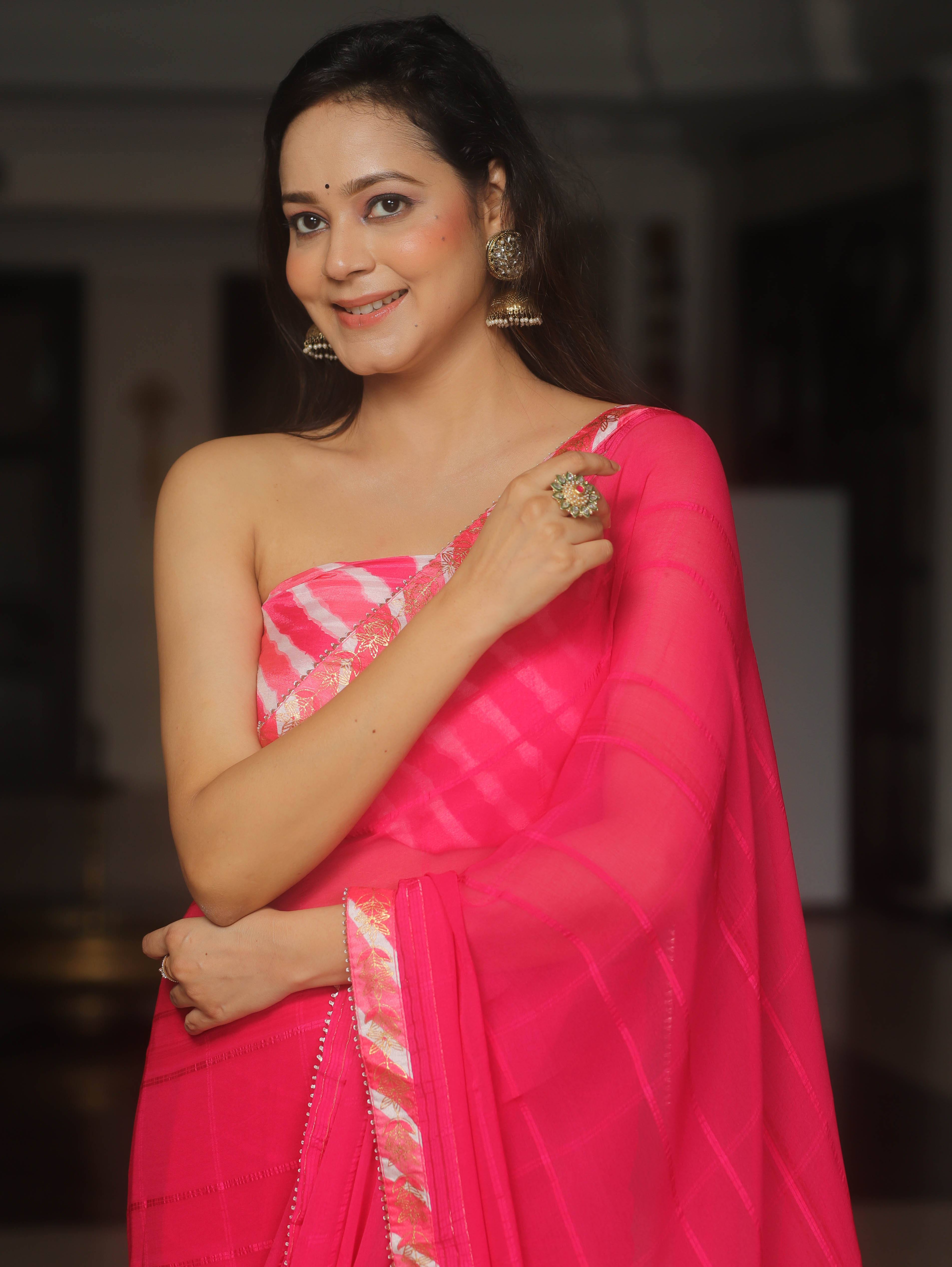 Banarasee Chiffon Saree With Contrast Blouse-Pink