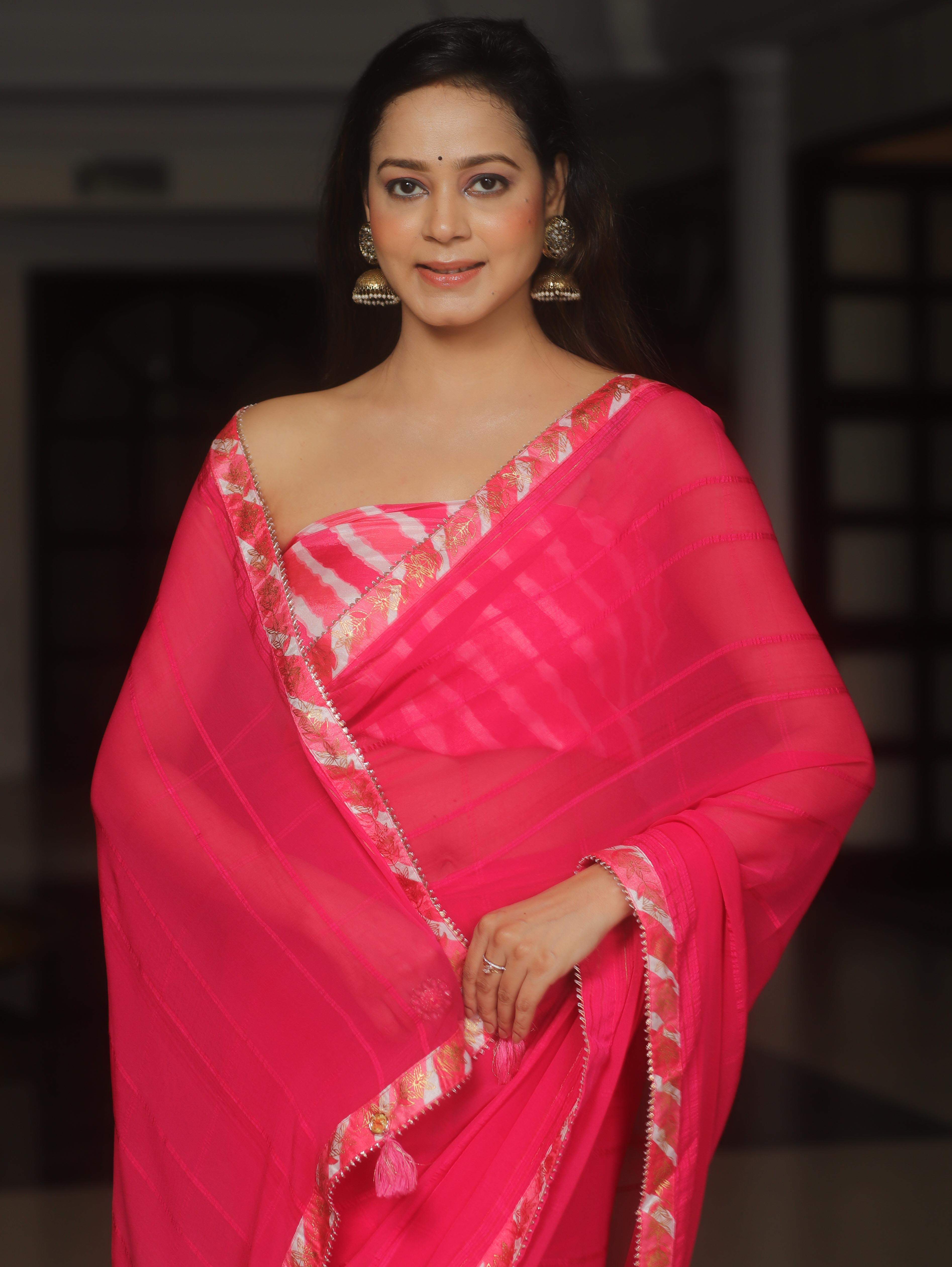 Banarasee Chiffon Saree With Contrast Blouse-Pink