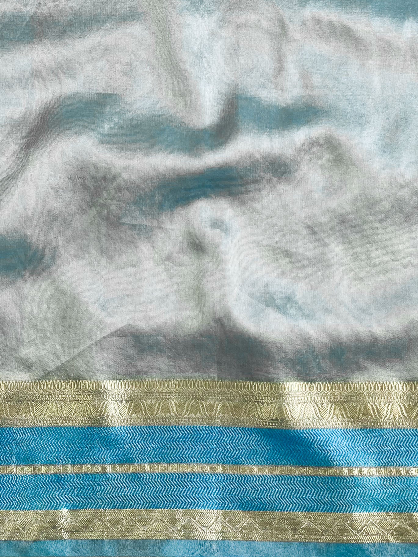 Banarasee Handwoven Plain Tissue Saree With Contrast Border-Grey & Blue