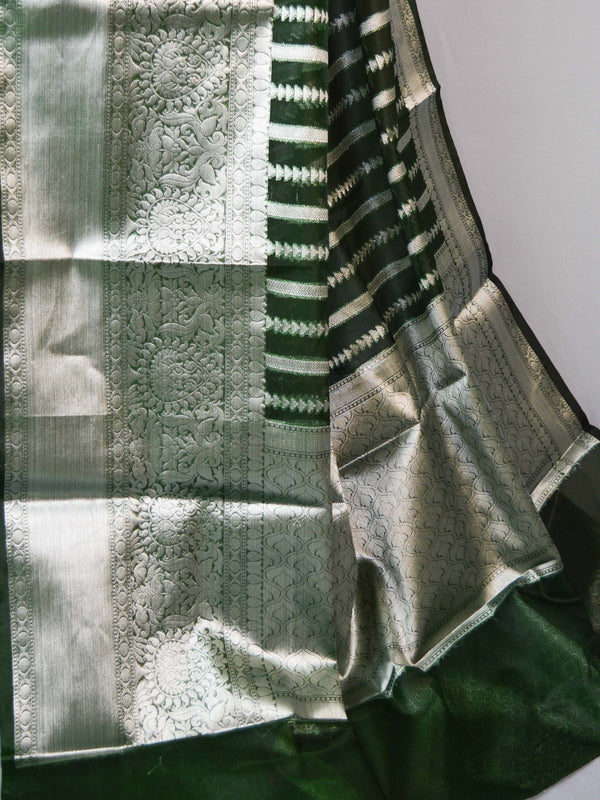 Banarasee Organza Mix Saree With Silver Zari-Green