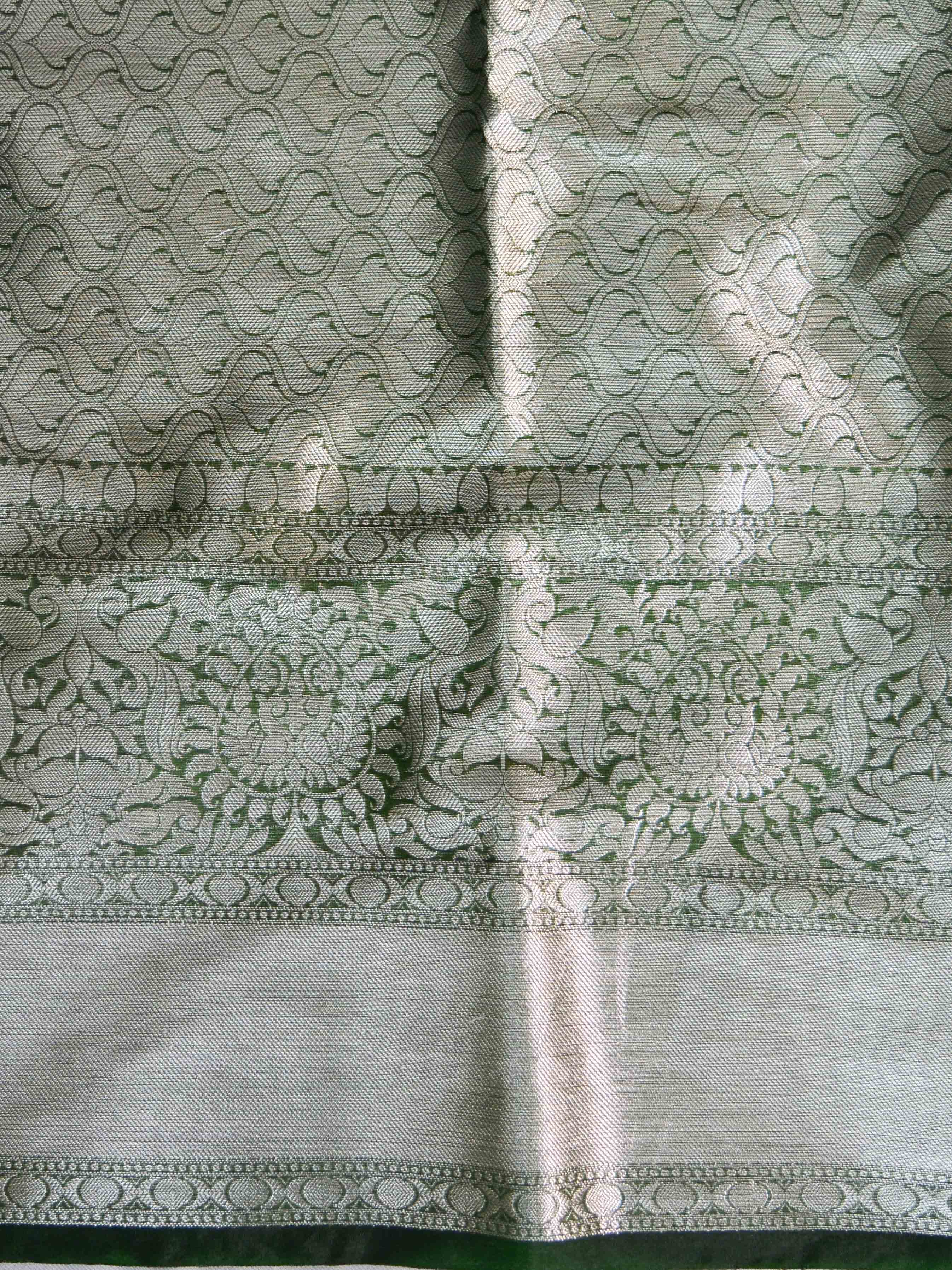 Banarasee Organza Mix Saree With Silver Zari-Green