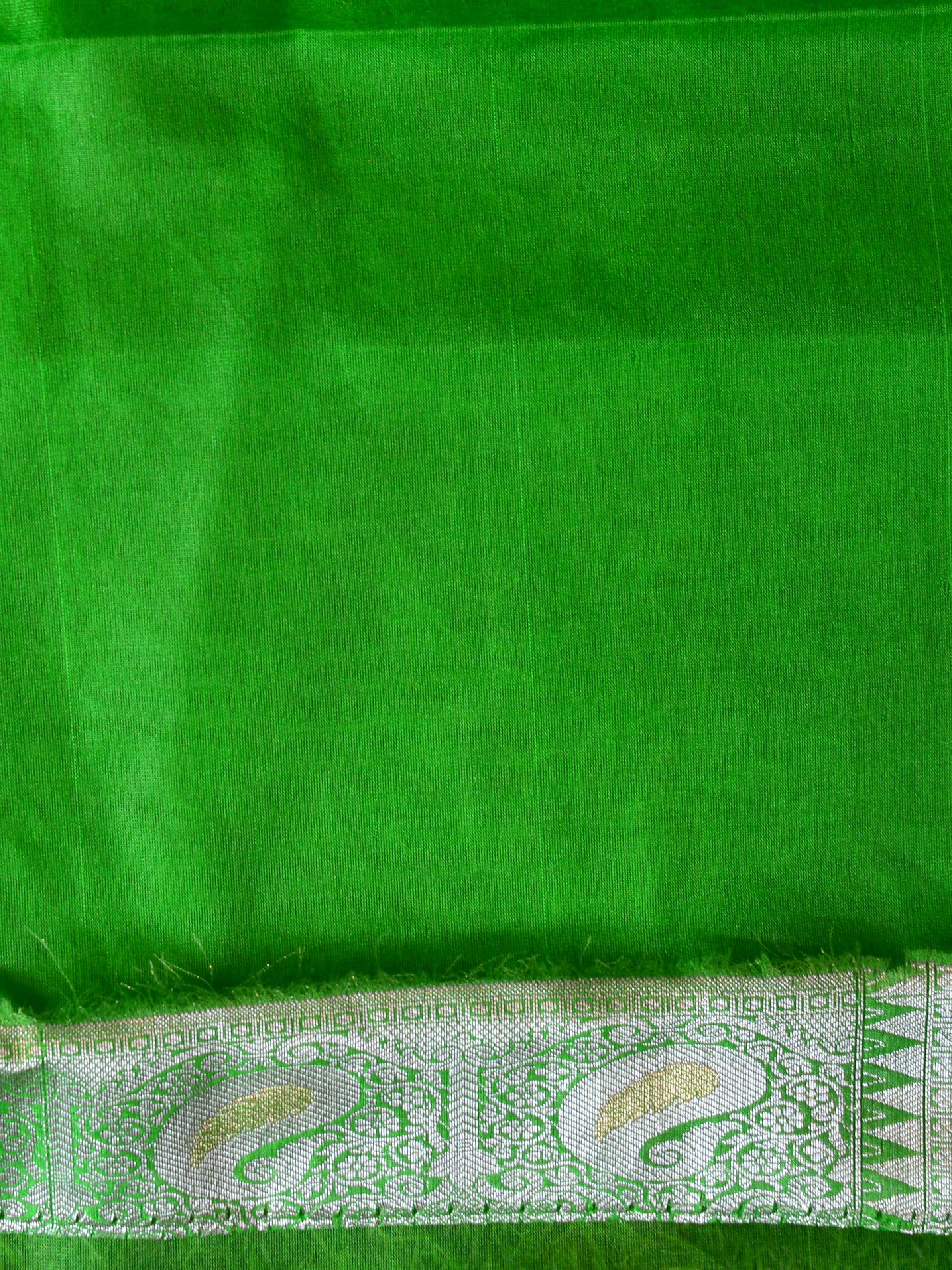 Banarasee Organza Mix Saree With Flower Buta Design & Broad Border-Red & Green