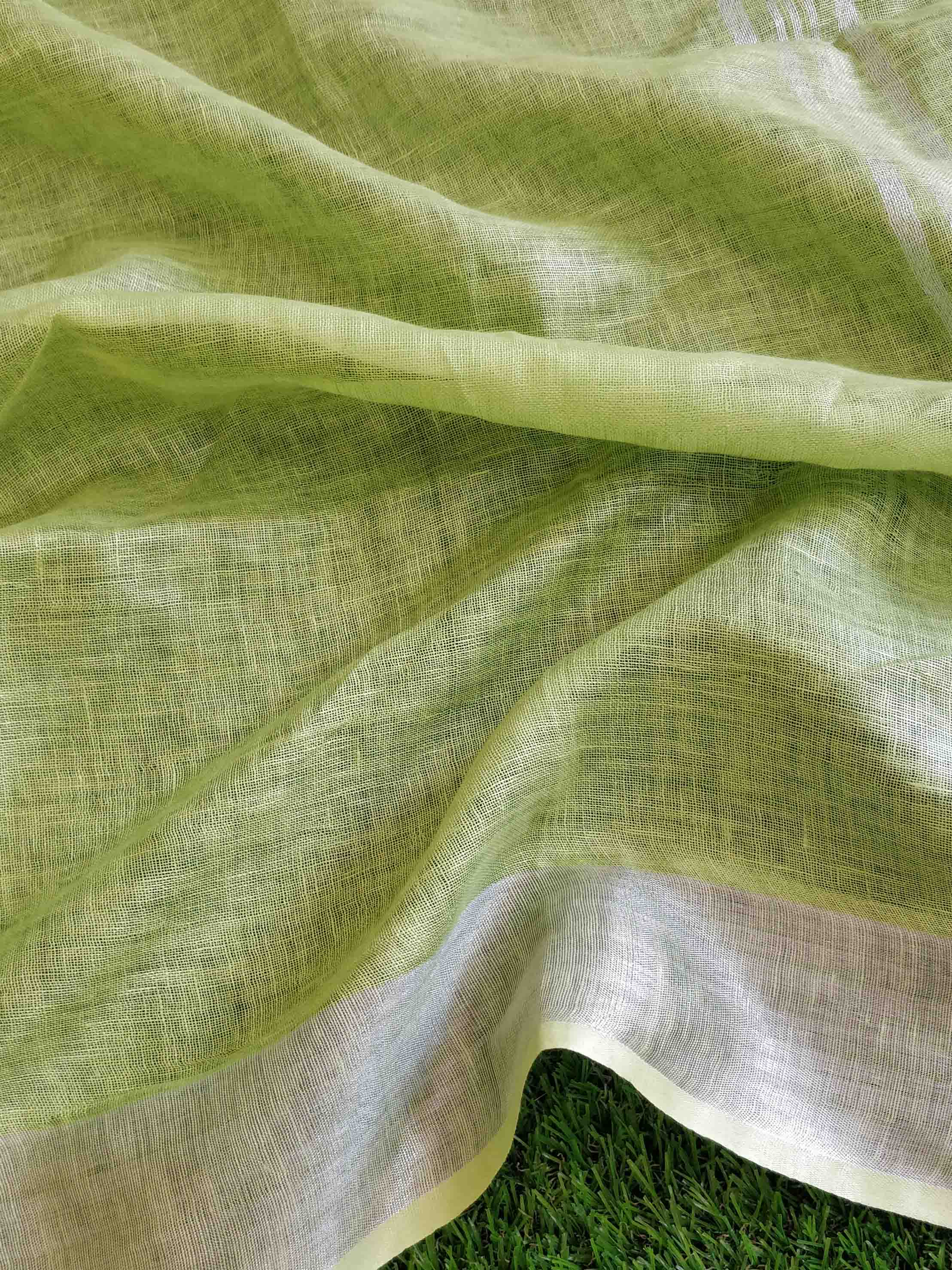 Banarasee Handloom Pure Linen Saree With Pink Chanderi Blouse-Green