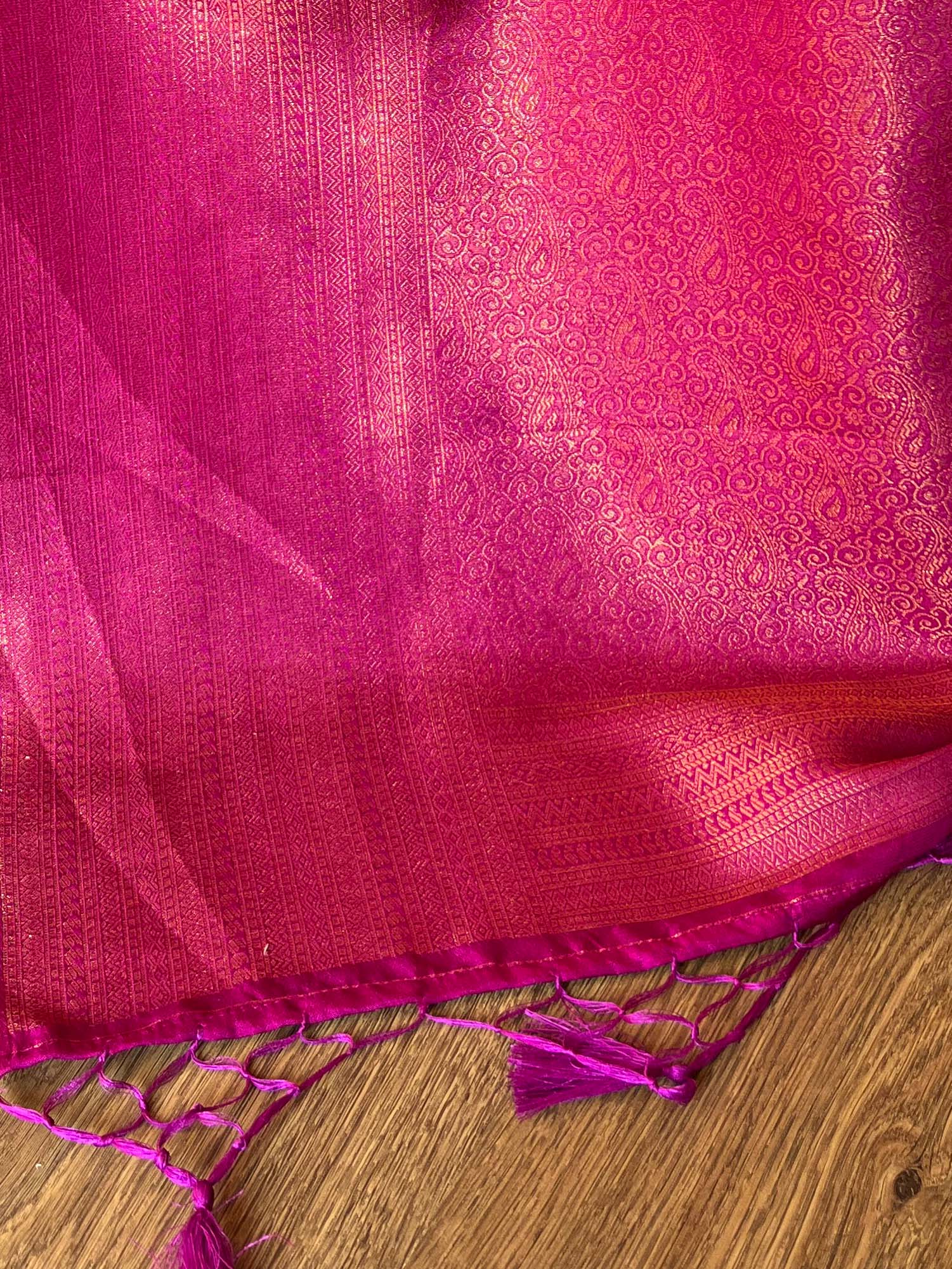 Banarasee Kubera Pattu Soft Silk Saree With Copper Zari Work-Peach